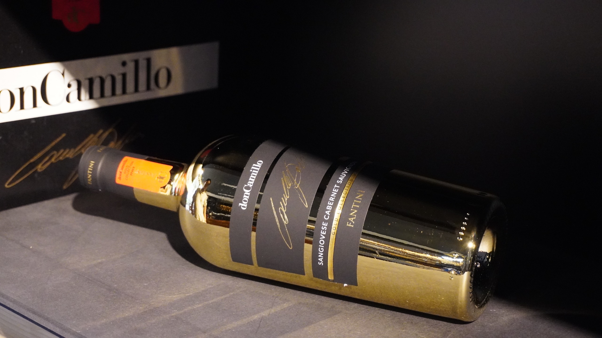 Vào năm 1963, hệ thống phân loại rượu vang chính thức của Ý được đưa ra.