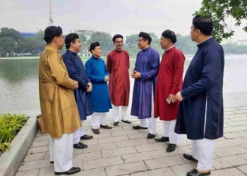 Áo ngũ thân là một tuyệt tác nghệ thuật được lưu giữ qua nhiều đời