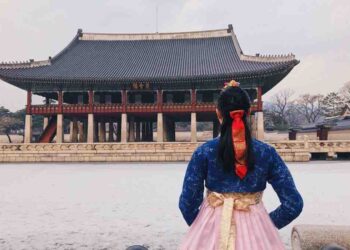 Hanbok là một trang phục gắn liền với xứ sở kim chi