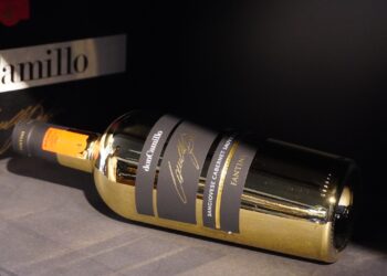 Vào năm 1963, hệ thống phân loại rượu vang chính thức của Ý được đưa ra.